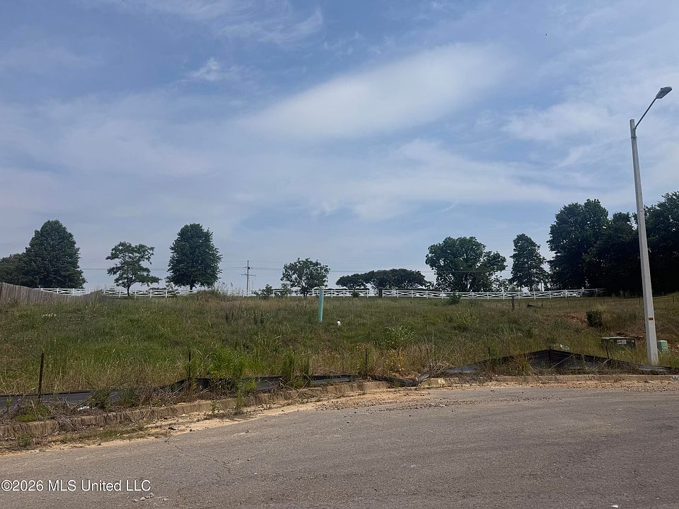 1st image of 2572 Beauvoir Dr Lot 206