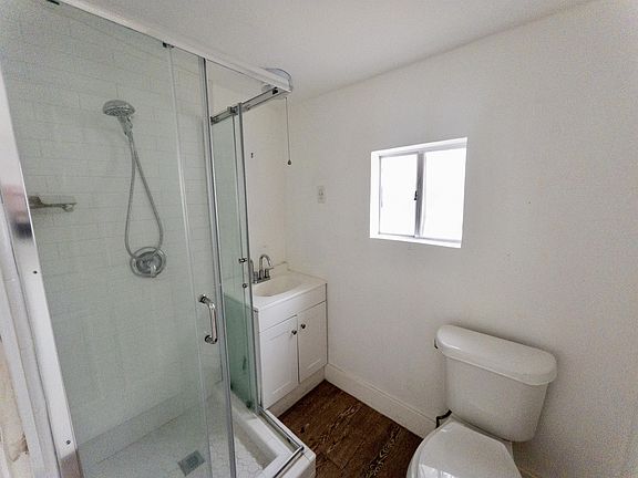5th image of 302 E Cevallos #2