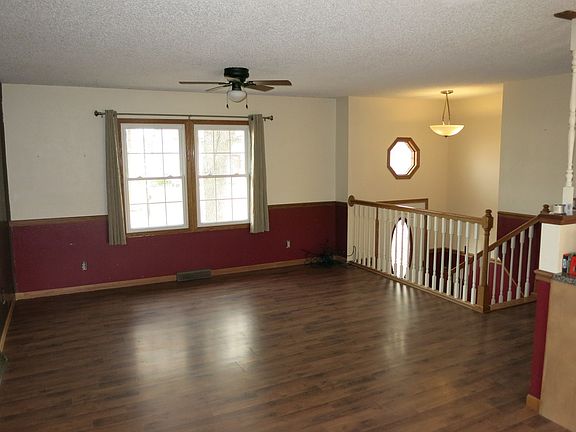 4th image of 1108 Wyvonne St