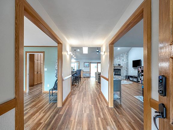 5th image of 2546 Hershey Court