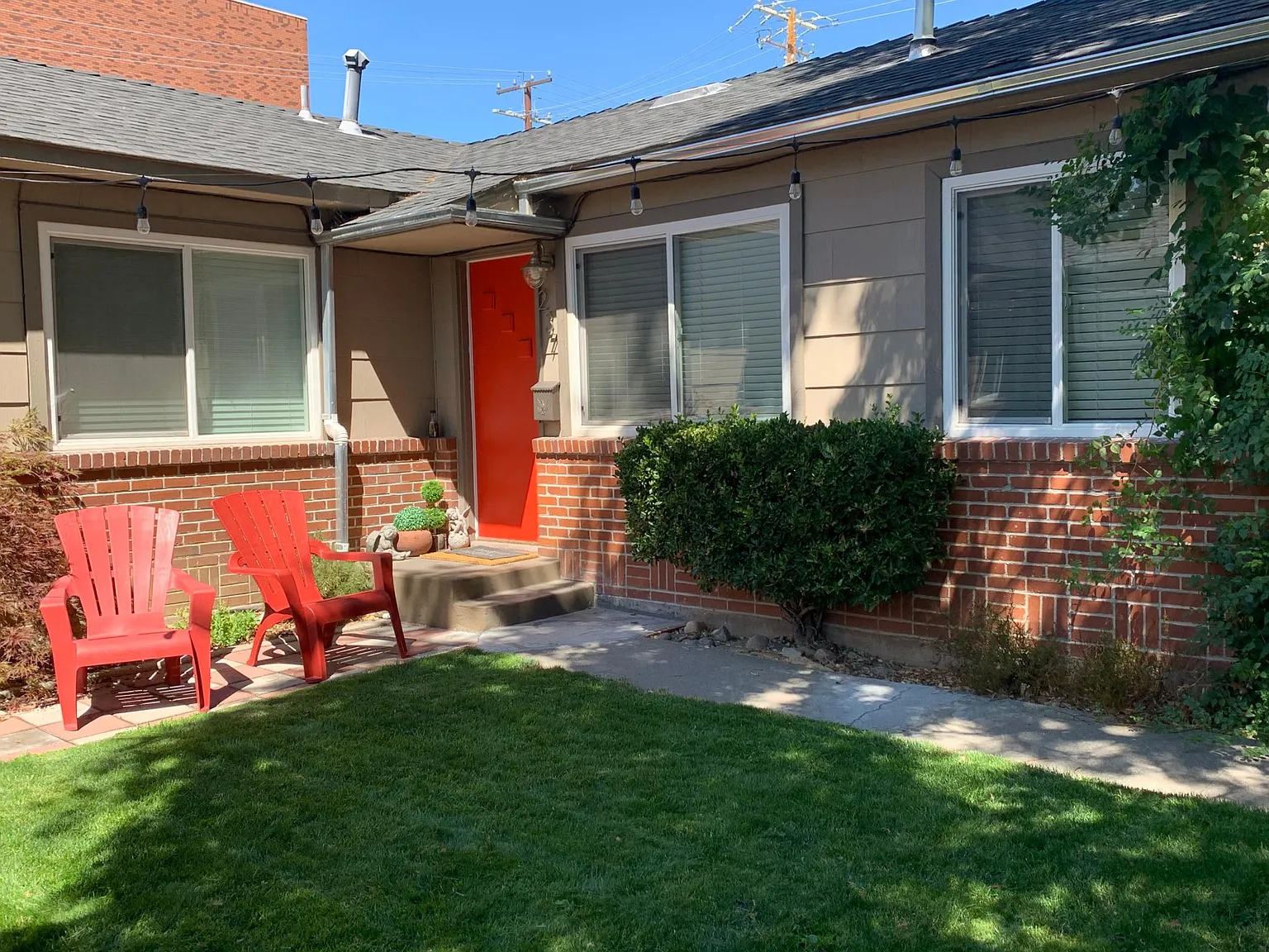 235 Stewart St — Photo 4