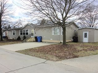 8795 Davey Dr, Newport, MI 48166