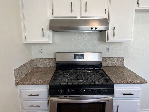 4th image of 26128 Belle Porte Ave APT 6