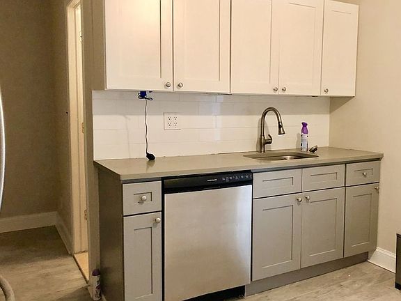 4th image of 2129 23rd St