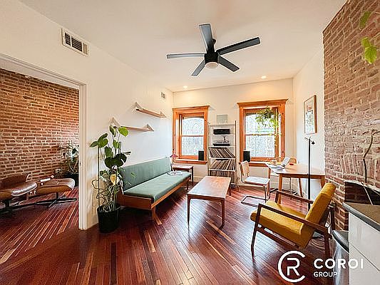 1st image of 271 Macon St #6