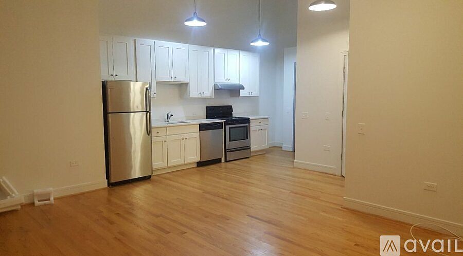 1st image of 4801 N Ravenswood Ave Unit 4
