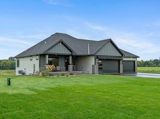 19811 Jennady Ave, Jordan, MN 55352