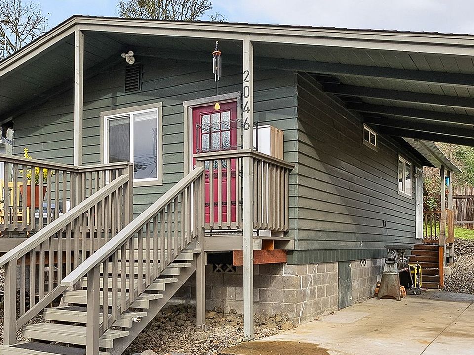 1st image of 2046 NE Freemont Ave