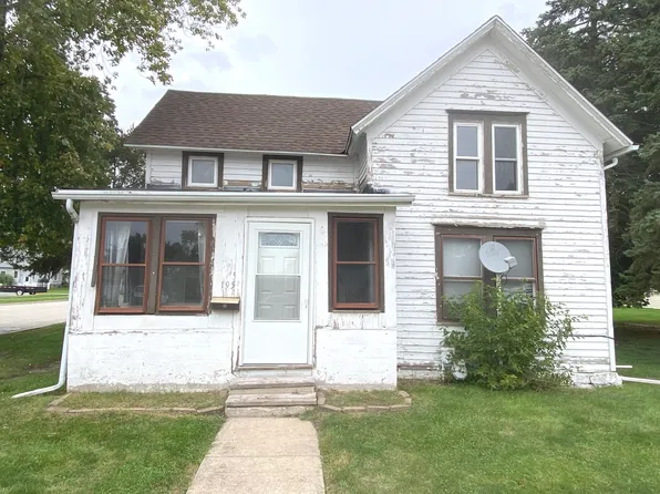 195 W 2nd St, Manteno, IL 60950