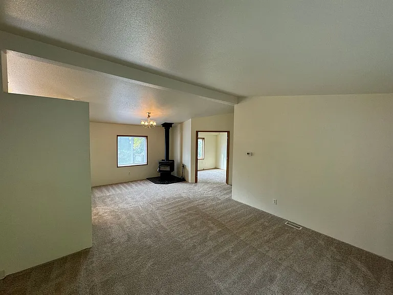 37997 Soap Creek Rd — Photo 5