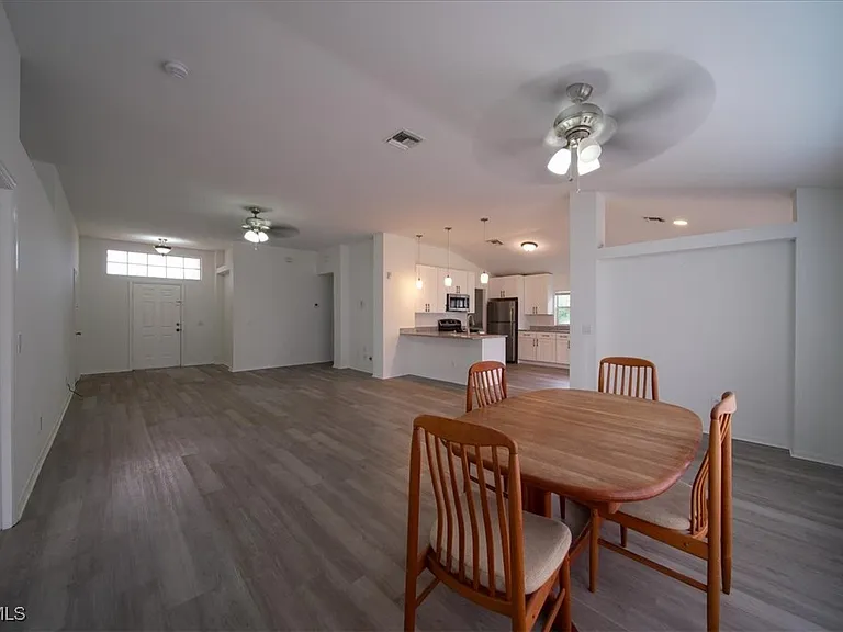 1502 Scholar Ct — Photo 8