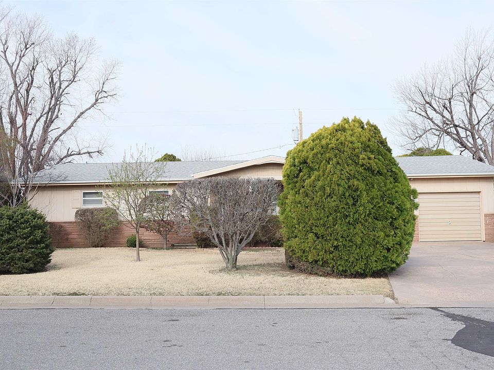 1st image of 2311 3rd Ave