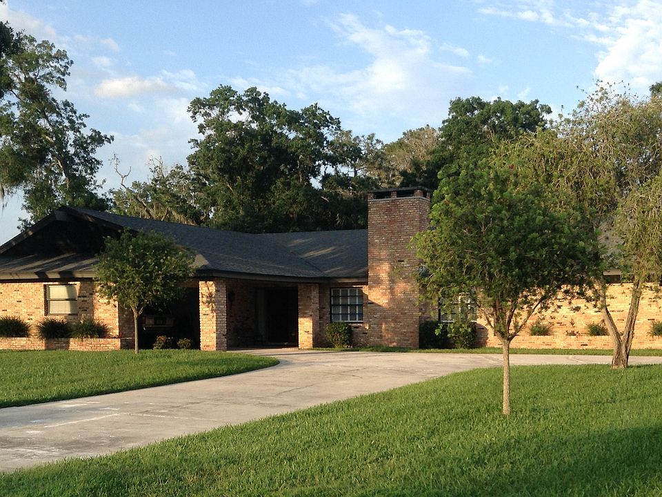 Front of house 