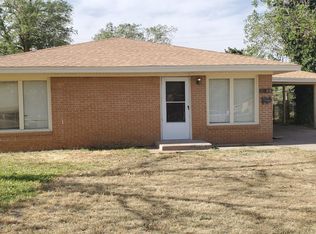 2906 W 11th St, Plainview, TX 79072