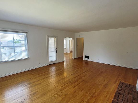 3rd image of 5827 Bright Ave