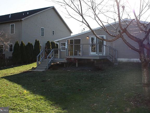 2nd image of 3468 Green St