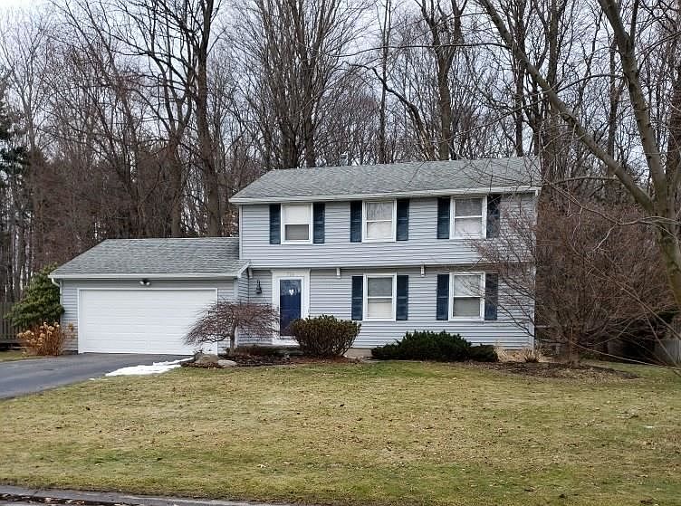 1st image of 724 Close Cir