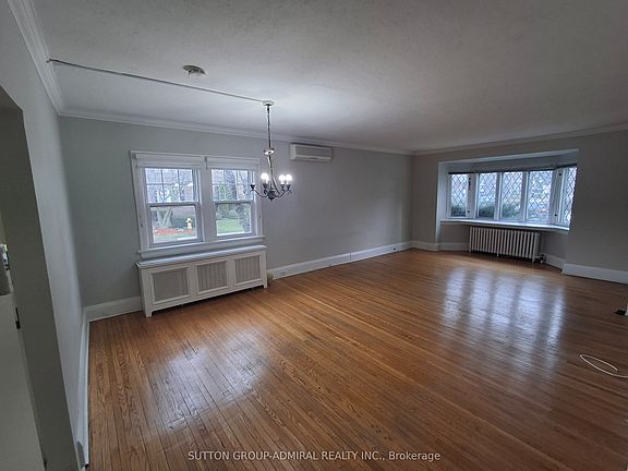 4th image of 1220 Avenue Rd #1