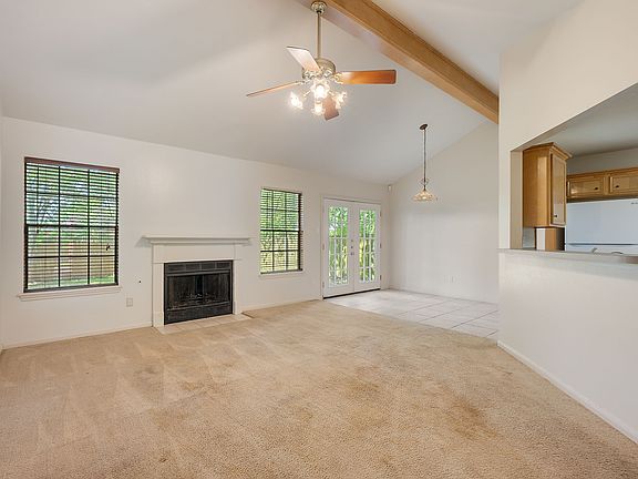 2nd image of 2007 Sandalwood Ln