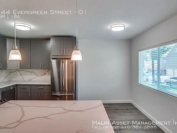 4th image of 544 Evergreen St Unit 1