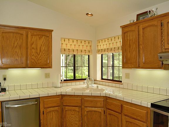 5th image of 11576 Bernadine Ct