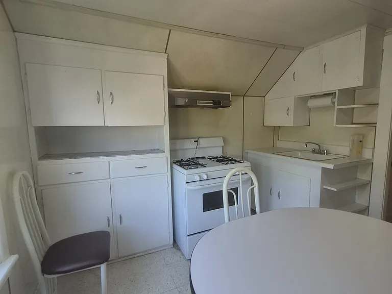 14 Jefferson St #2 — Photo 6