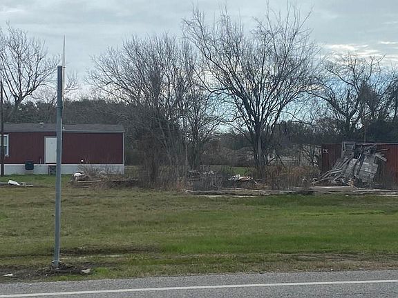 4th image of 1368 Highway 124