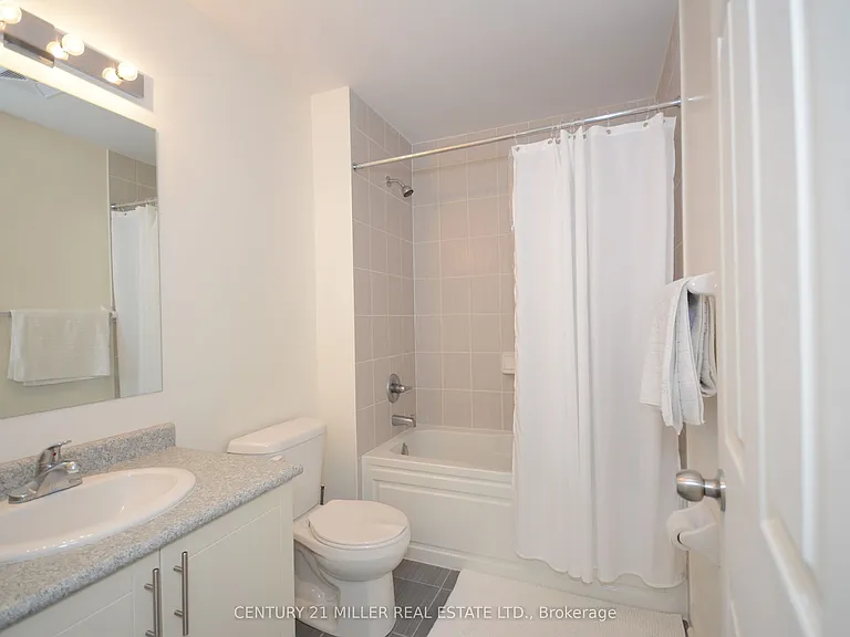 2420 Baronwood Dr #3 — Photo 15