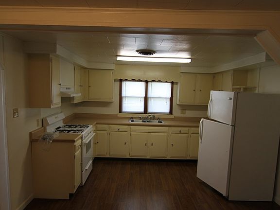 2nd image of 10489 Highway 149