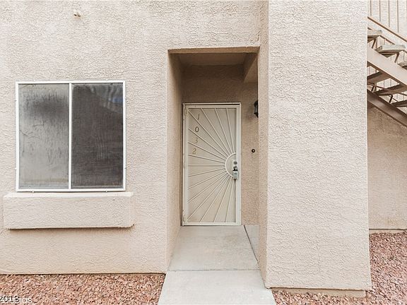 2nd image of 2110 Los Feliz St Unit 1032