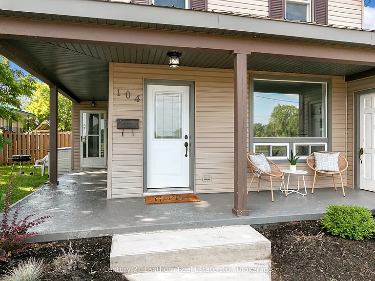 104 Creswell Dr — Photo 2