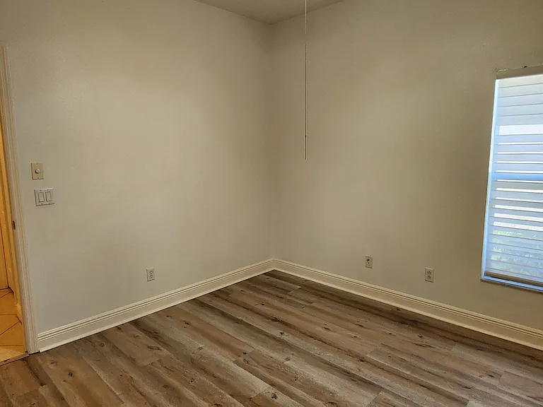 20003 Nob Oak Ave — Photo 16