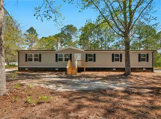 24 Virginia Rd, Hinesville, GA 31313