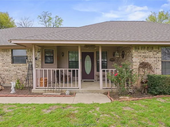 411 N Hull St, Caldwell, TX 77836