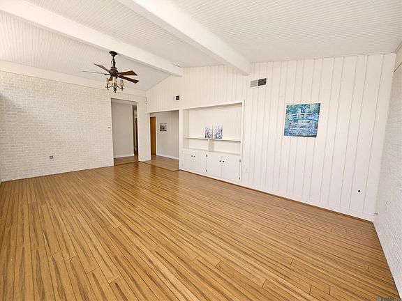 4th image of 3158 Broussard St