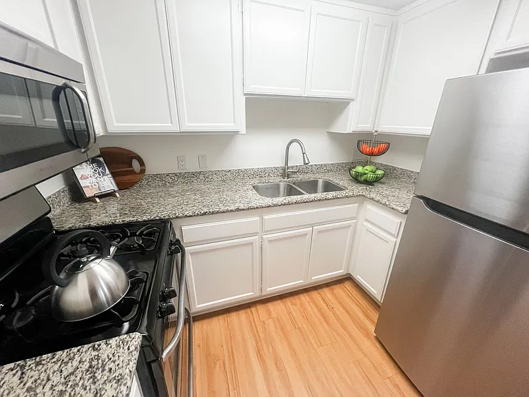 Archview Apartments — Photo 6