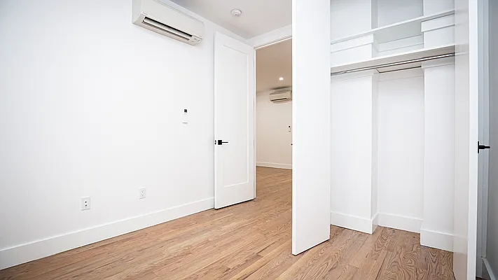 Rented by Nooklyn NYC LLC | media 17