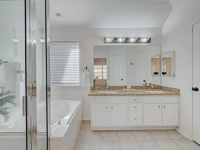 3118 Aylesworth Ct — Photo 29