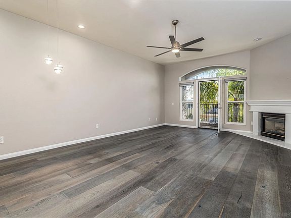 5th image of 104 Lewis St
