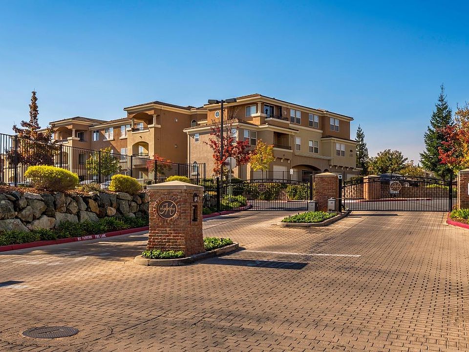 1st image of 900 Moon Cir Unit 938