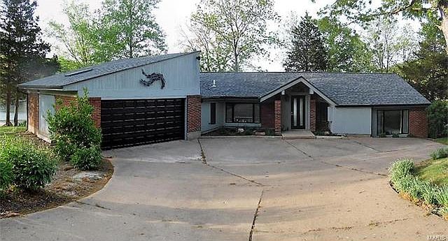 1st image of 9898 W Vista Dr