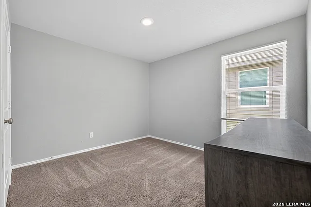 6427 Kemper Pl — Photo 8