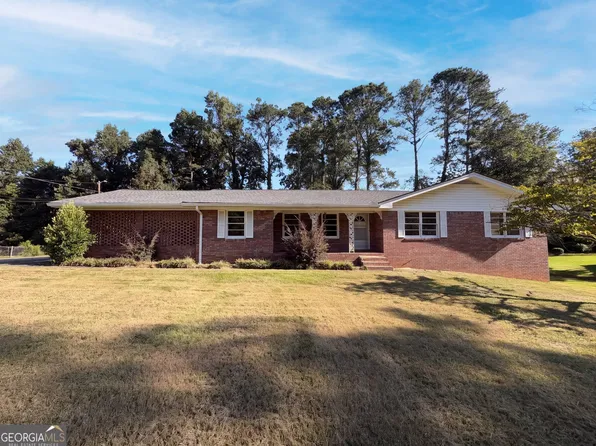 3091 Beechwood Dr, Lithia Springs, GA 30122