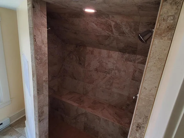 Dual-head walk in shower (different angle)
