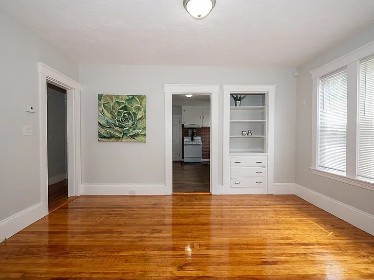 143 Highland Ave #1 — Photo 3