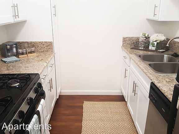 2nd image of 9212 Burke St APT 43