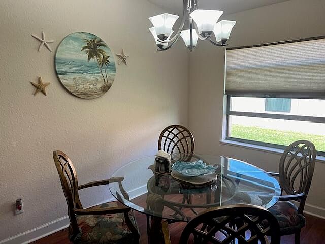 1st image of 8 Grande Vista Way