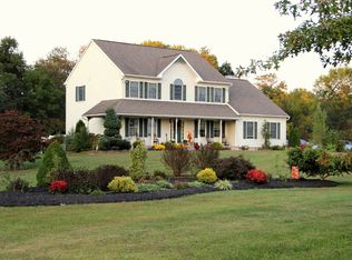 56 Petticoat Bridge Rd, Columbus, NJ 08022