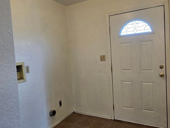 5th image of 915 Utah Ave APT A