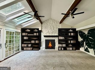 1190 W Wesley Rd NW, Atlanta, GA 30327